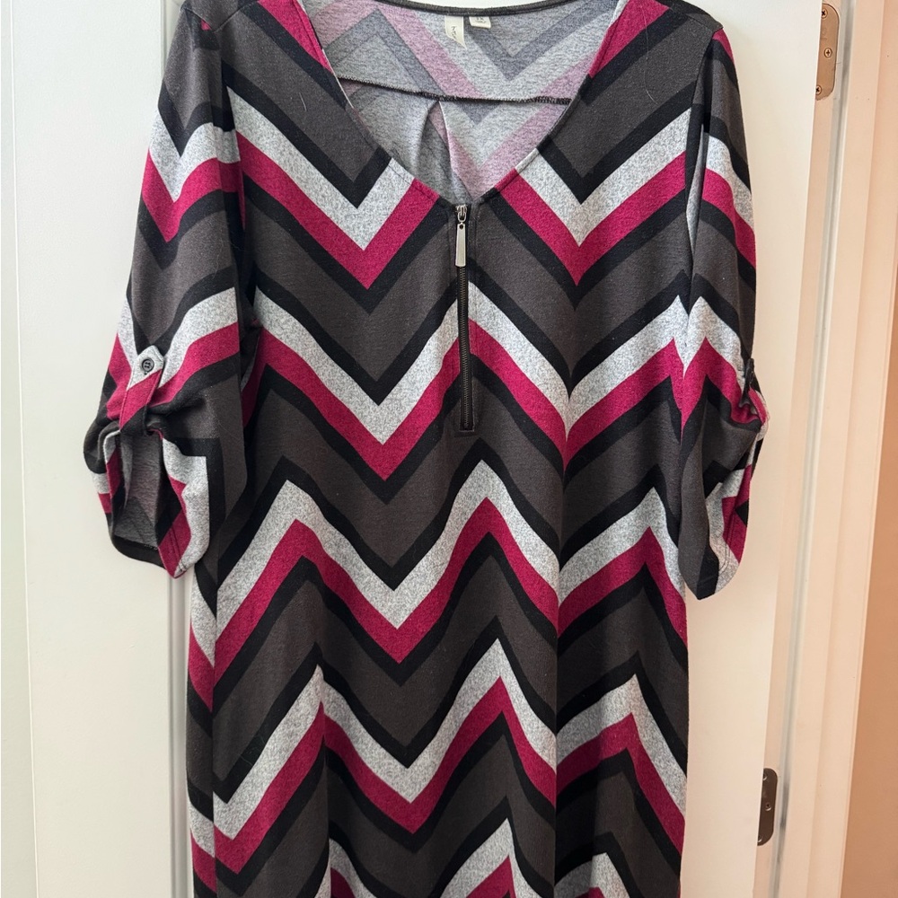 3/$10 Plus Size Chevron Patterned Tunic with Zipper